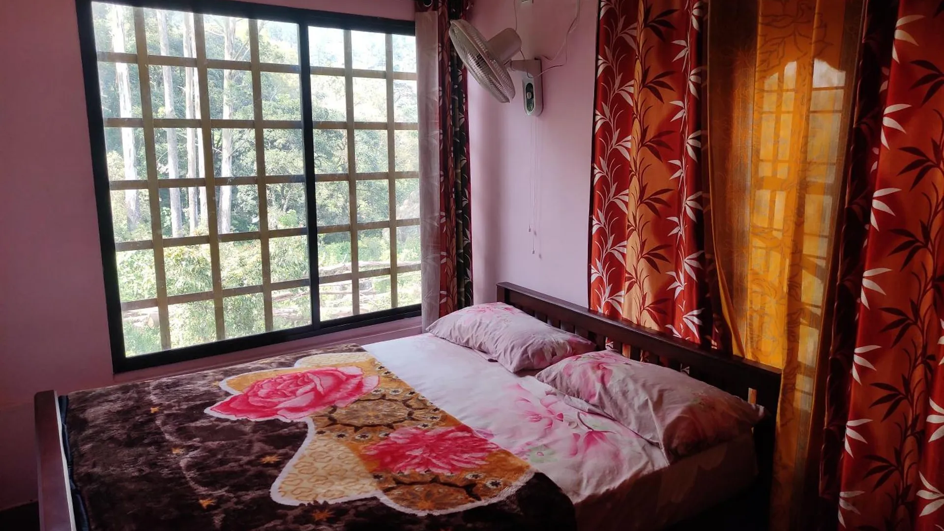 Munnar Pavithra Riverview Homestay Indien