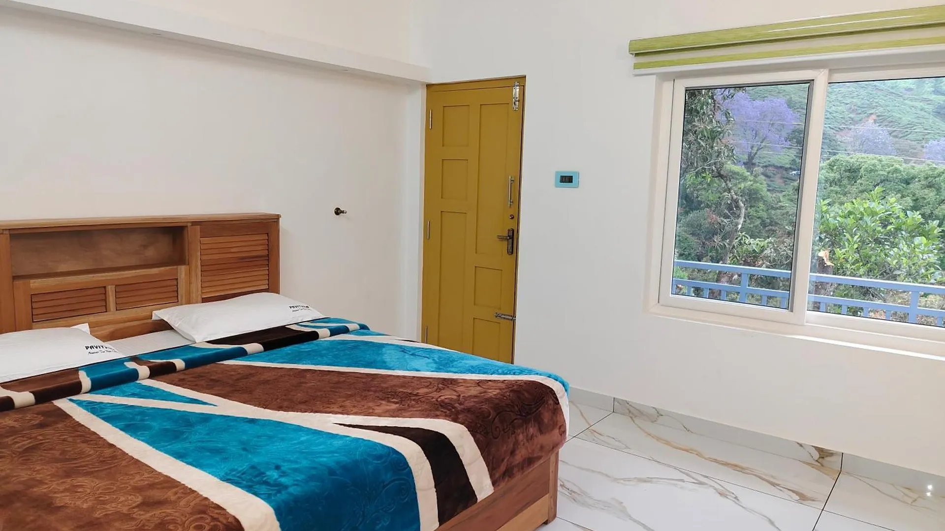 Munnar Pavithra Riverview Homestay