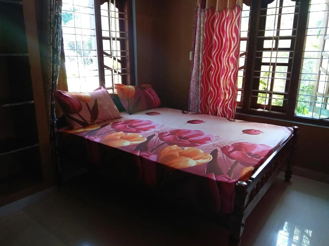 Munnar Pavithra Riverview Homestay