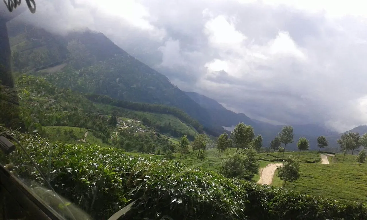 Munnar Pavithra Riverview Homestay Indien