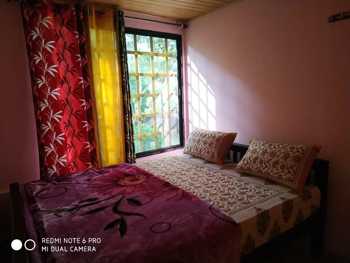 Munnar Pavithra Riverview Homestay